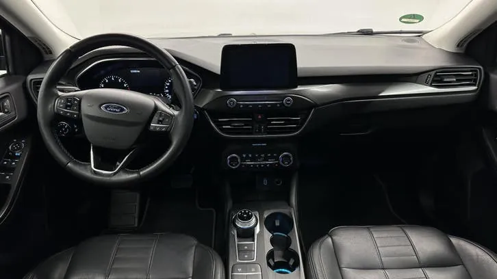 Ford Focus Wagon 2019 photo 3