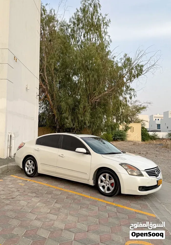 Nissan Altima 2008 photo 2