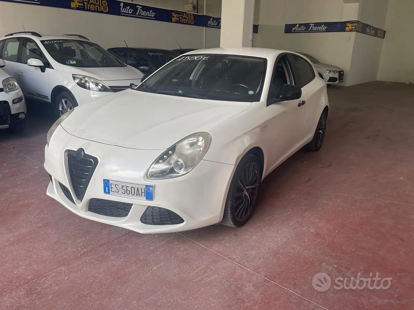 Alfa Romeo Giulietta 2013 photo 2