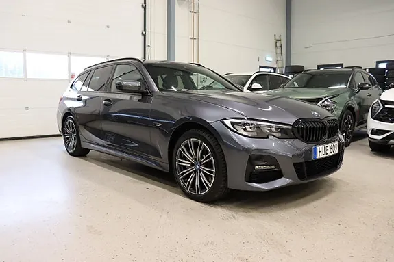 BMW 330E 2022 photo 3