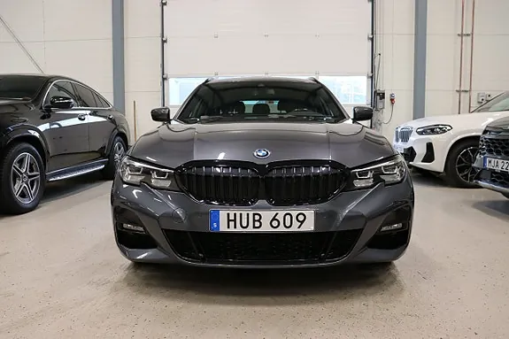 BMW 330E 2022 photo 4
