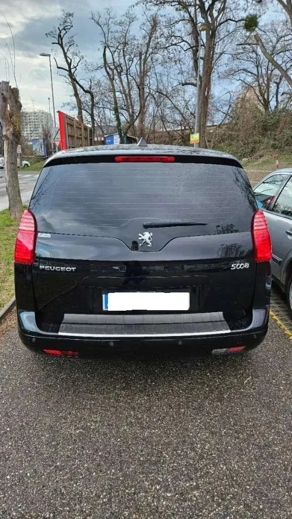 Peugeot 5008 2012 photo 3