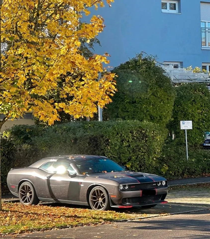 Dodge Challenger