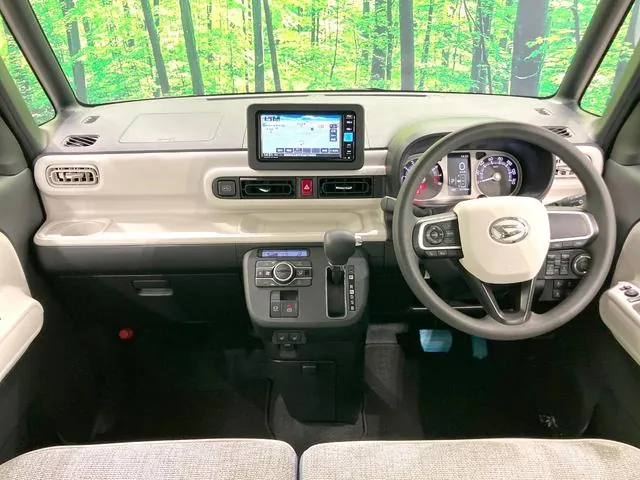Daihatsu Move Canvas 2025 photo 2