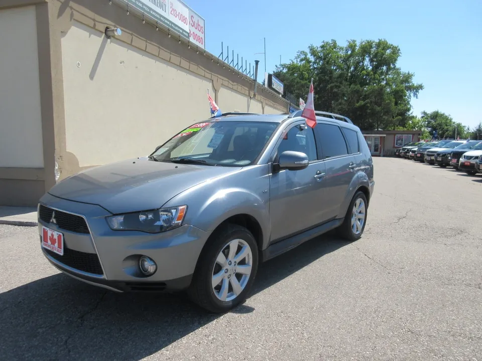 Mitsubishi Outlander 2013 photo 3