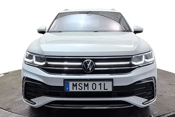 Volkswagen Tiguan Allspace 2023 photo 3