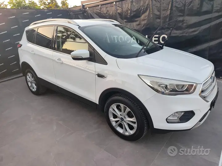 Ford Kuga 2018 photo 3