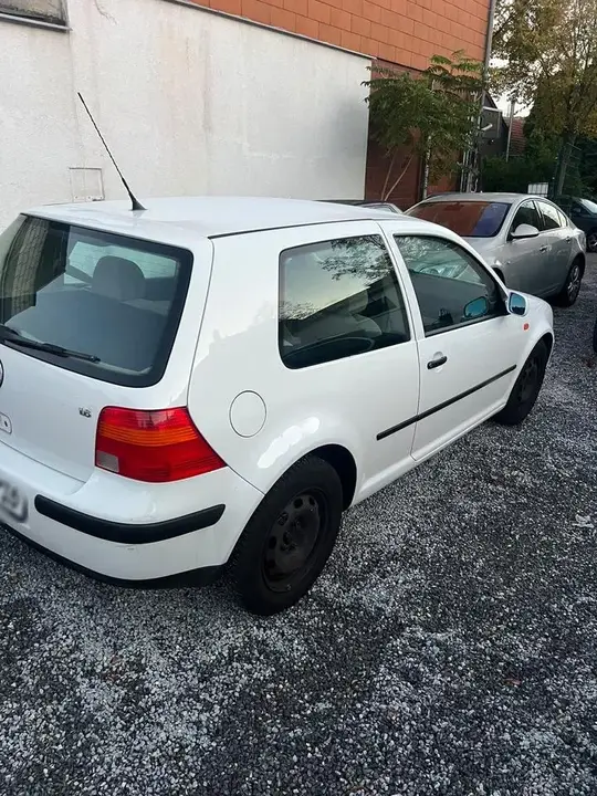 Volkswagen Golf 4