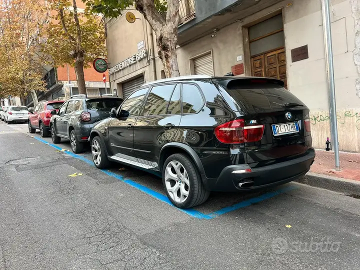 BMW X5 2008 photo 2