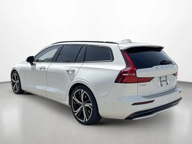 Volvo V60 2023 photo 5