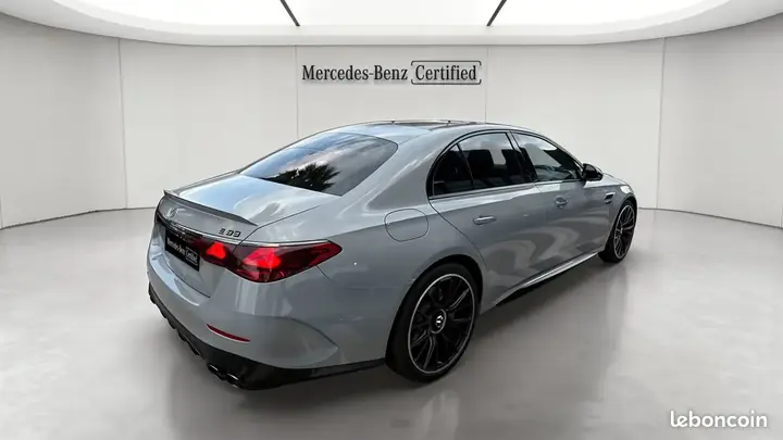 Mercedes-Benz E-Class 2026 photo 5