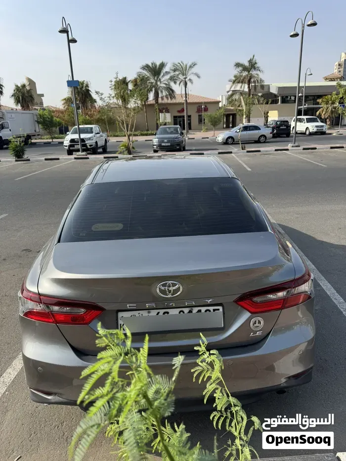Toyota Camry 2022 photo 2