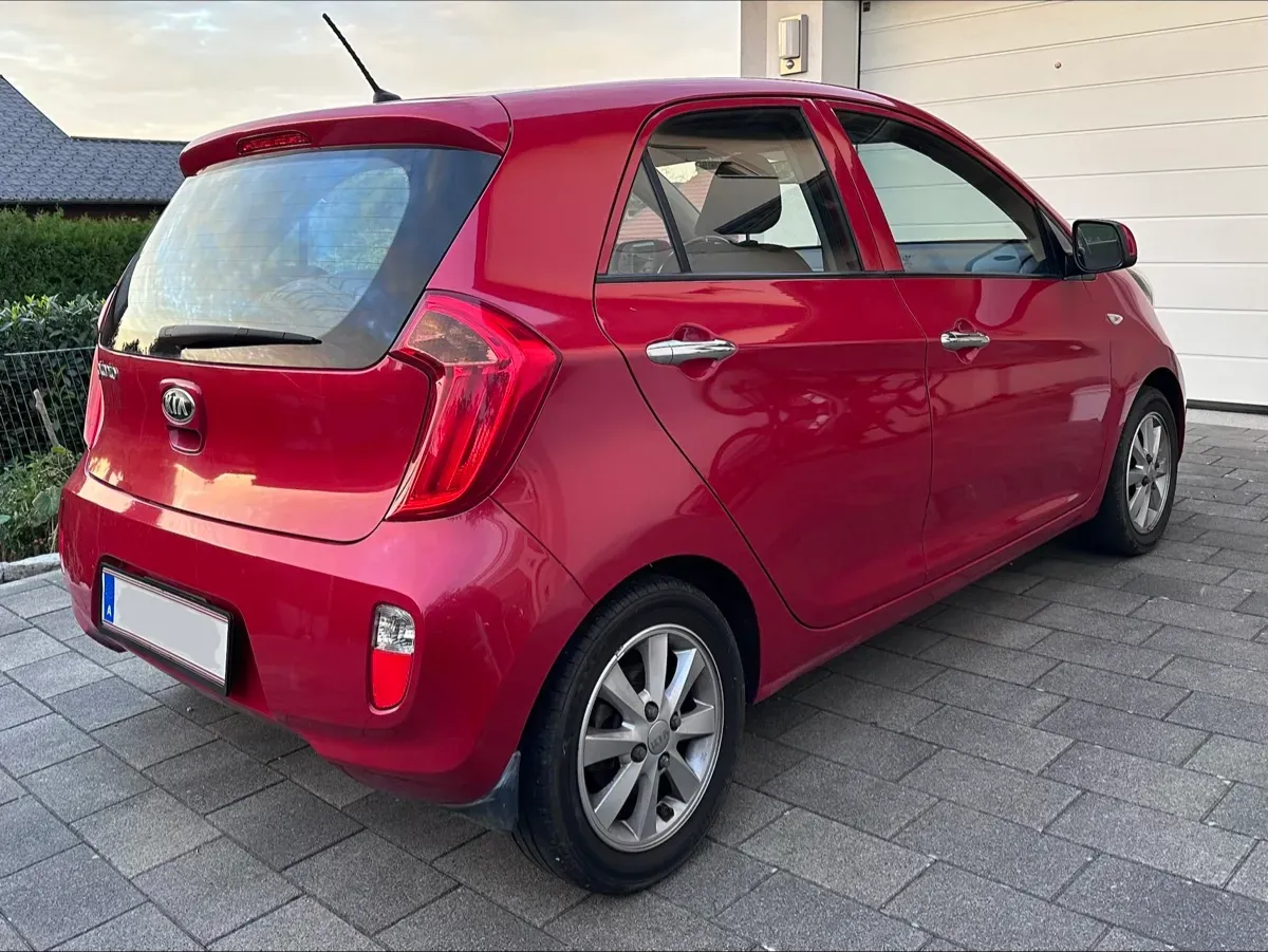 Kia Picanto 2015 photo 2