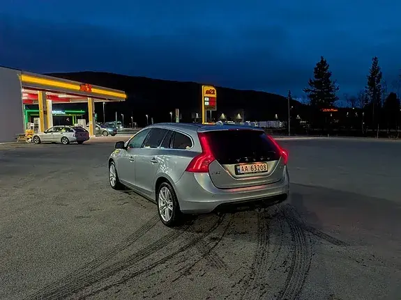 Volvo V60 2013 photo 3