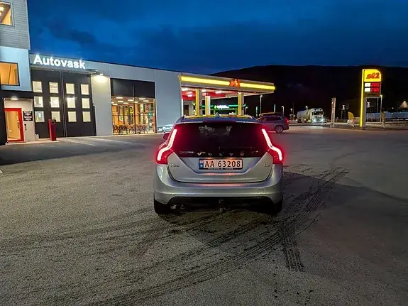 Volvo V60 2013 photo 4