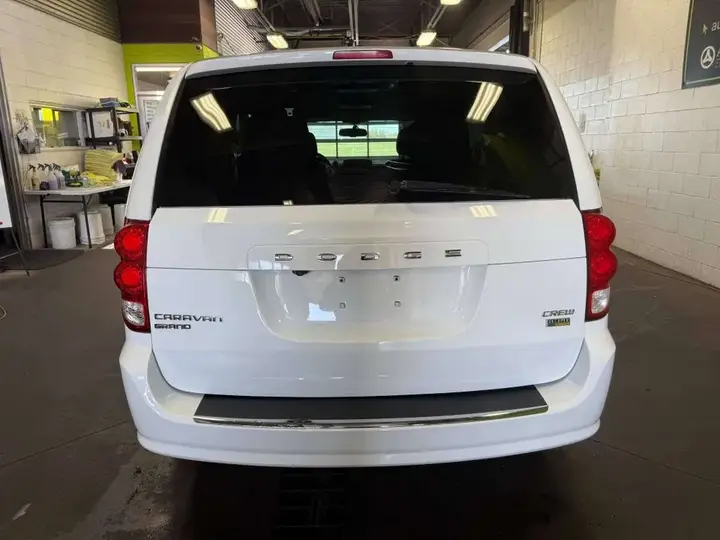 Dodge Grand Caravan 2018 photo 4