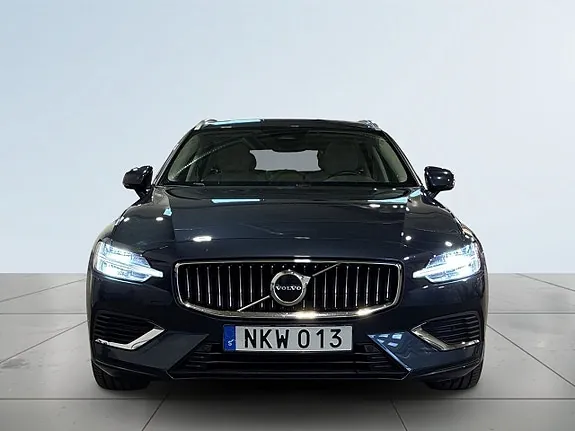 Volvo V60 2024 photo 2