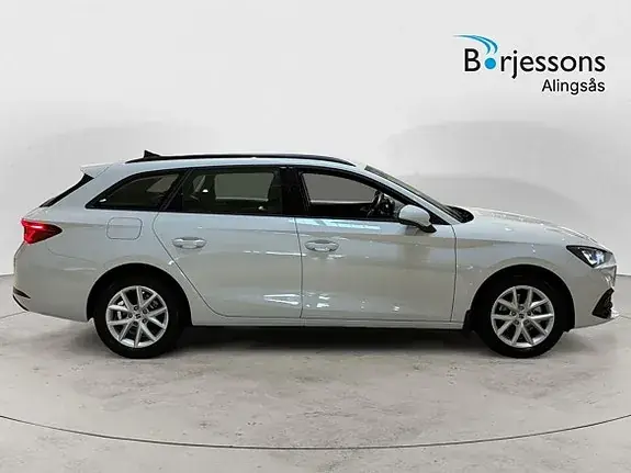 Seat Leon 2025 photo 2