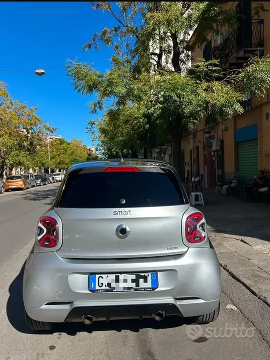 Smart Forfour 2018 photo 3