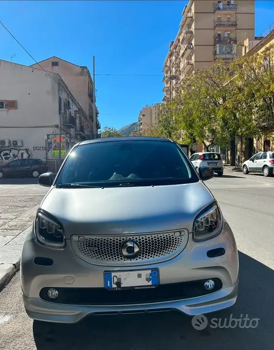 Smart Forfour 2018 photo 2