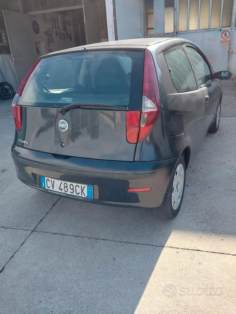 Fiat Punto 2005 photo 3