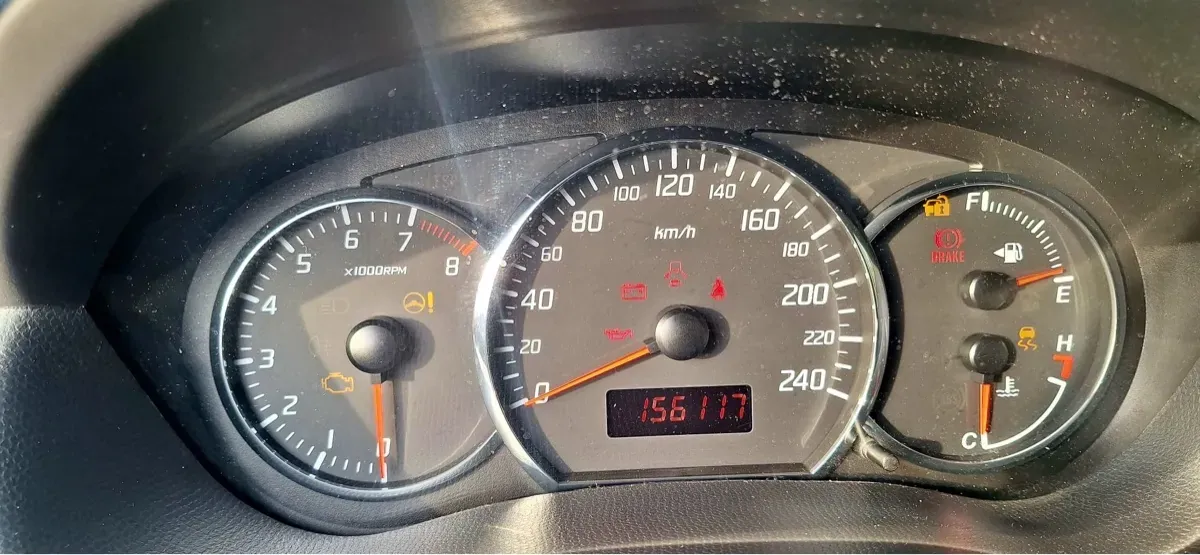 Suzuki Swift 2008 photo 3