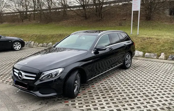 Mercedes-Benz C-Class 2017 photo 2