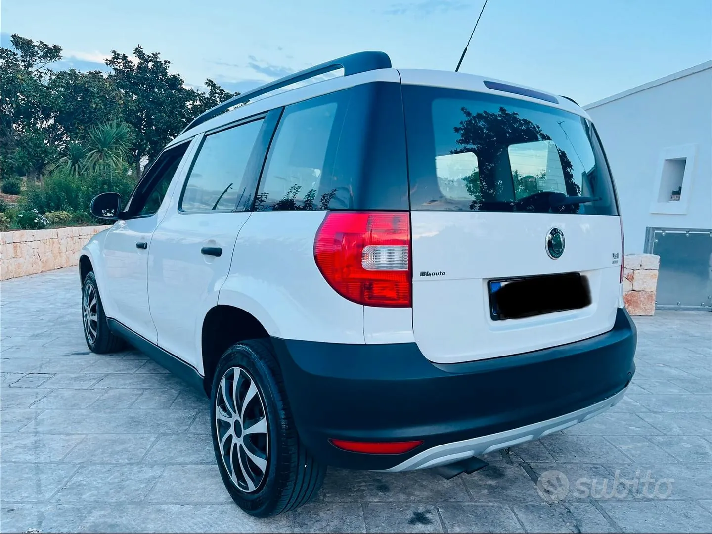 Skoda Yeti 2013 photo 4
