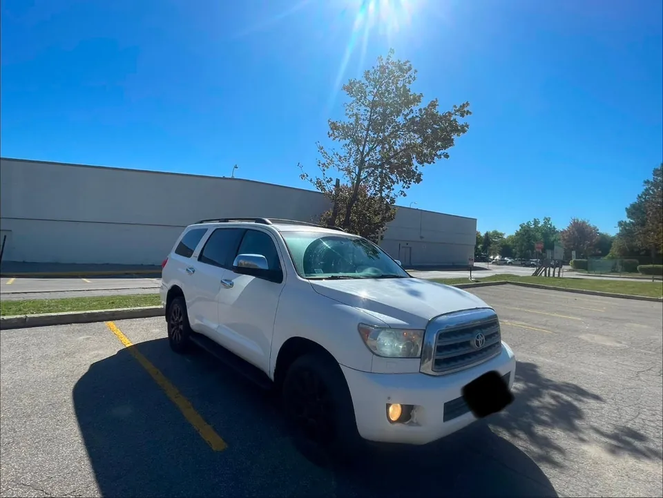 Toyota Sequoia