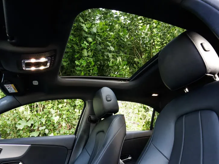 Mercedes-Benz A-Class 2020 photo 3