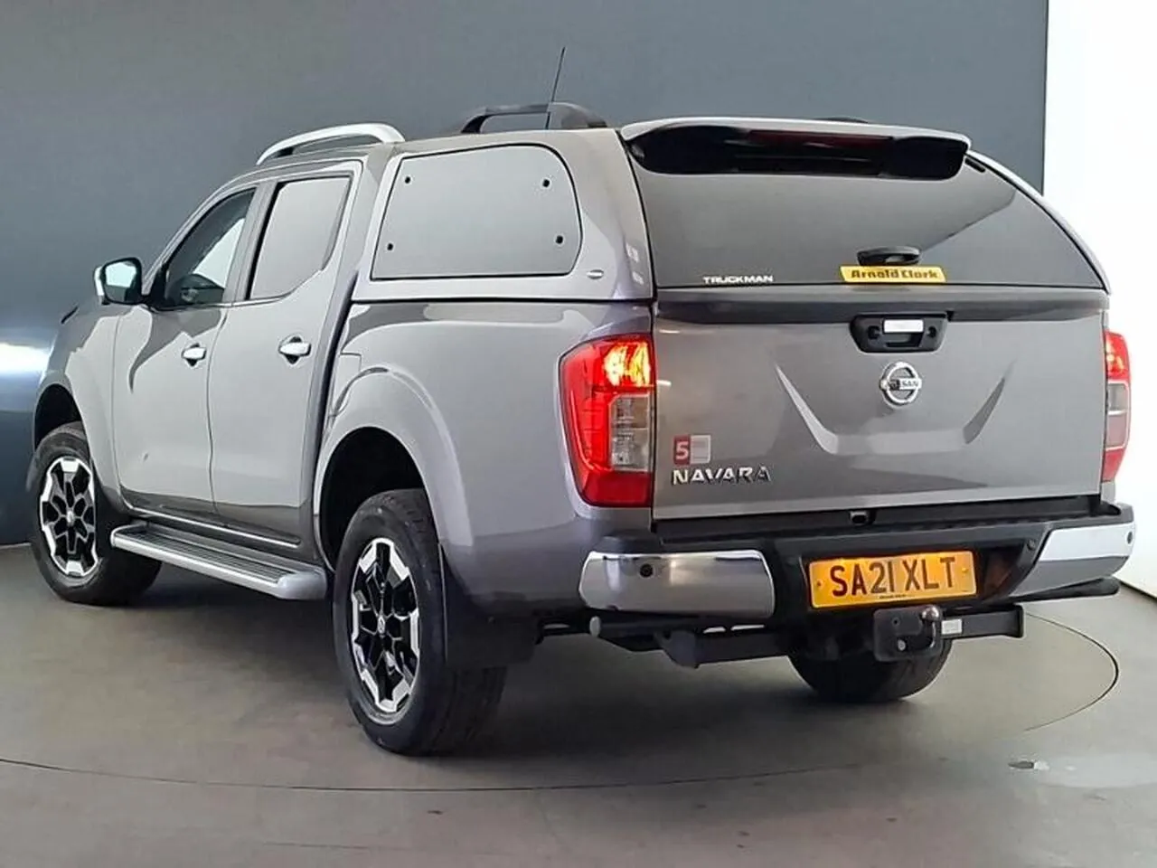 Nissan Navara 2021 photo 2