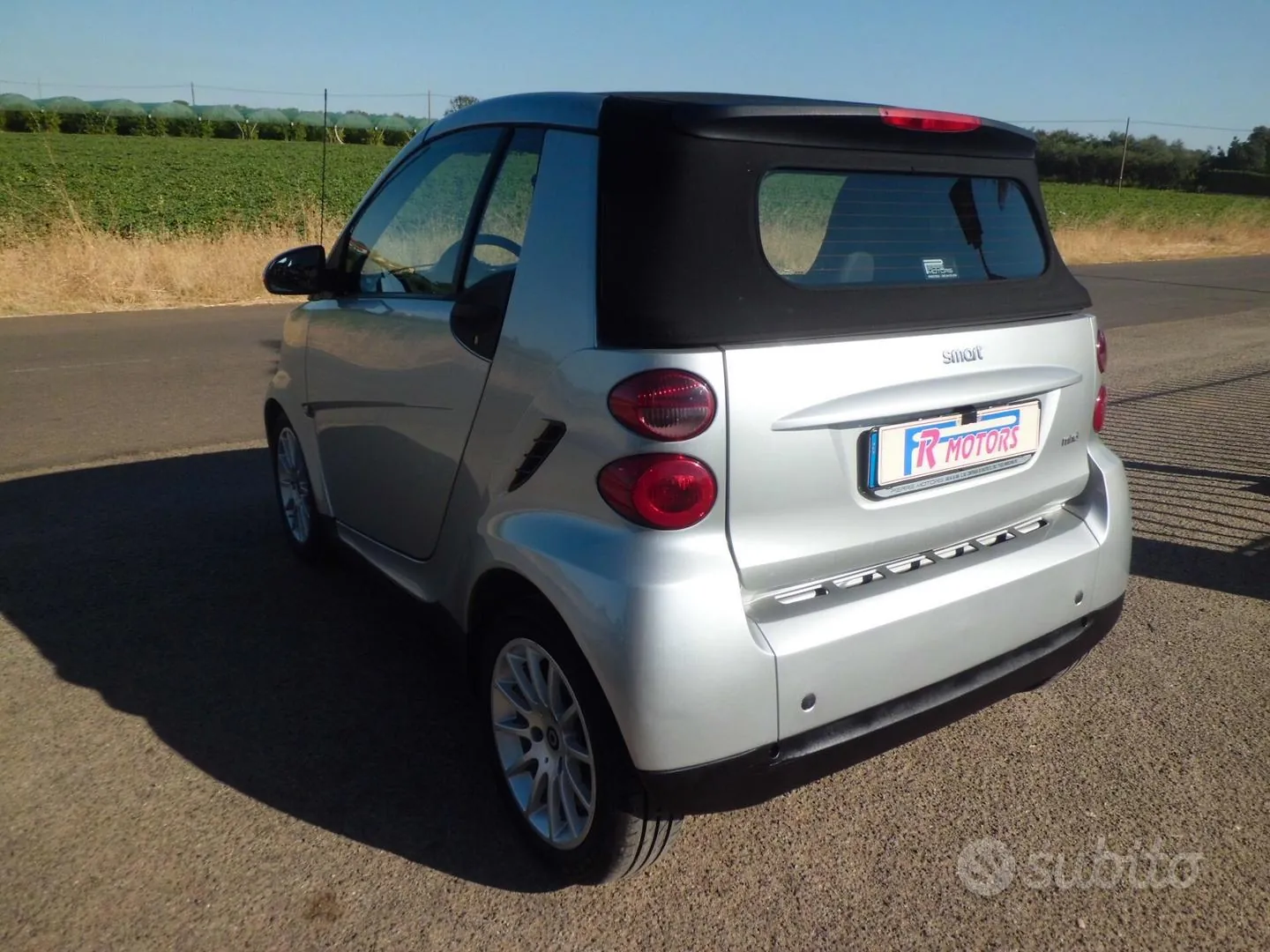Smart Fortwo 2010 photo 2