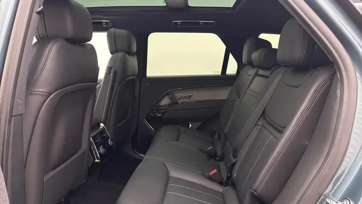 Land Rover Range Rover Sport 2025 photo 4