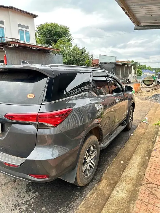 Toyota Fortuner 2017 photo 4
