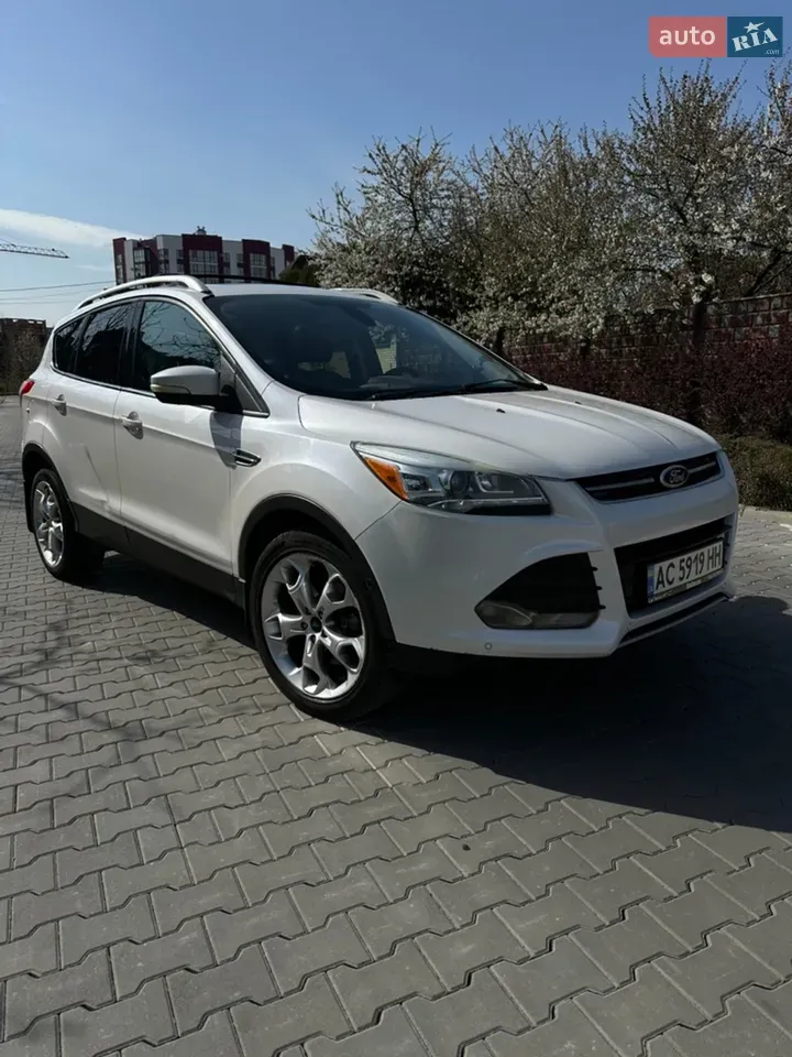 Ford Escape 2013 photo 2