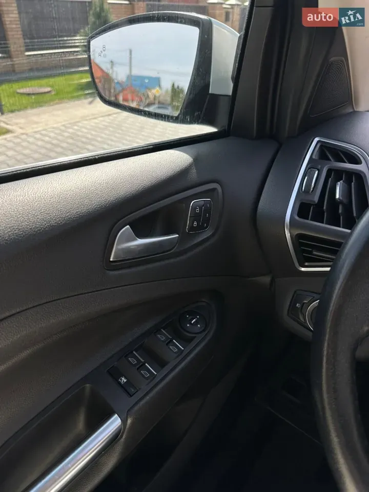 Ford Escape 2013 photo 5