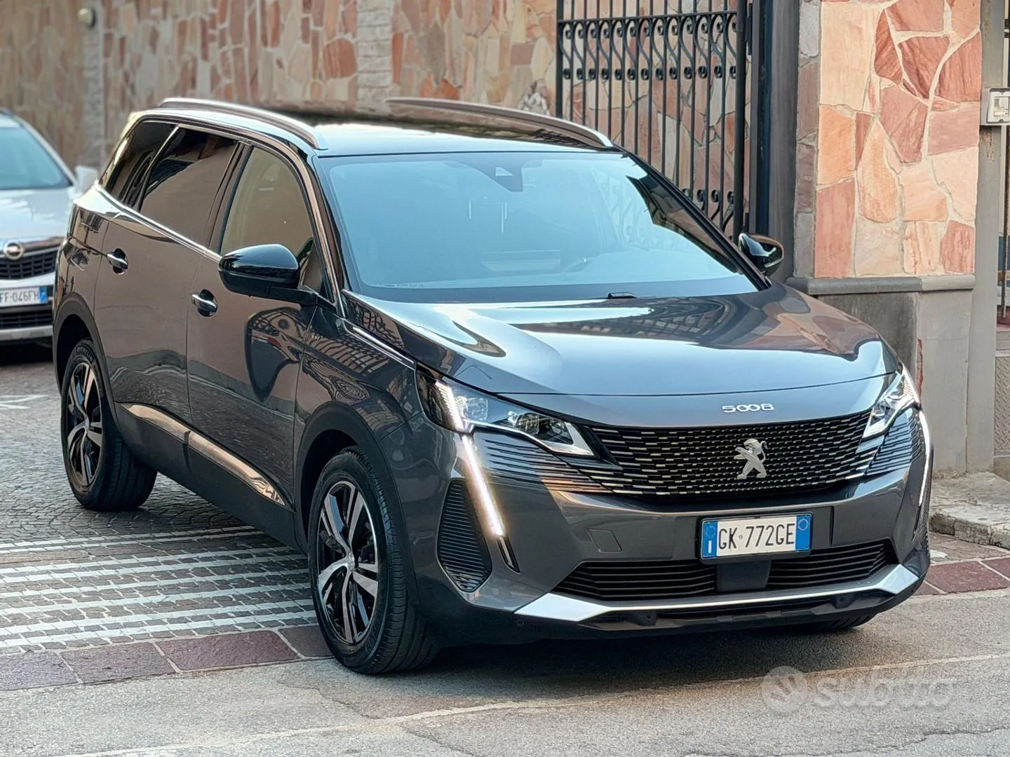 Peugeot 5008 2022 photo 4