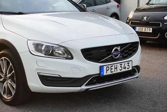 Volvo V60 Cross Country 2017 photo 5
