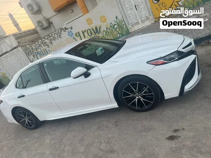 Toyota Camry 2024 photo 3