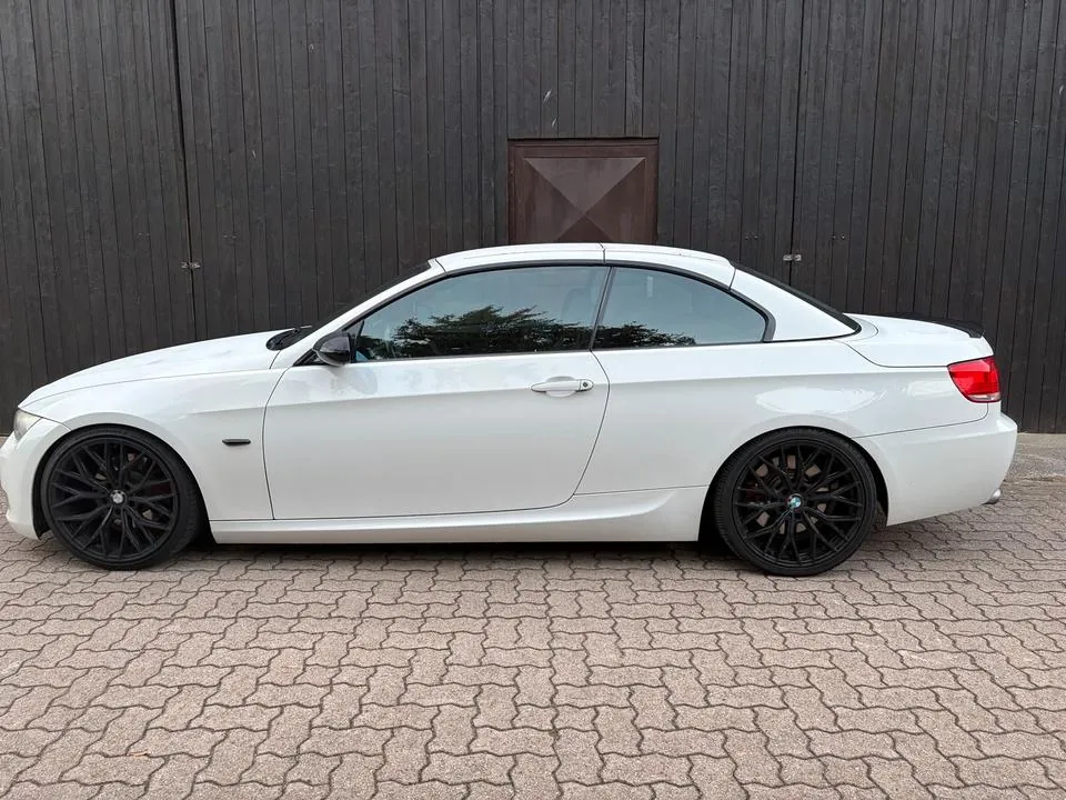 BMW E93