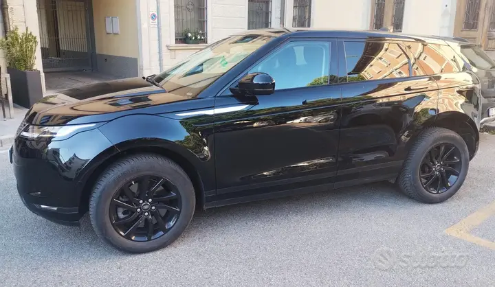 Land Rover Range Rover Evoque 2020 photo 4