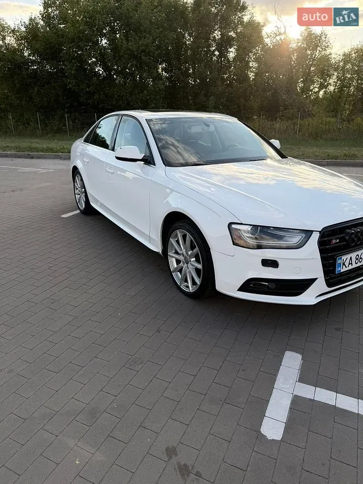 Audi A4 2015 photo 5
