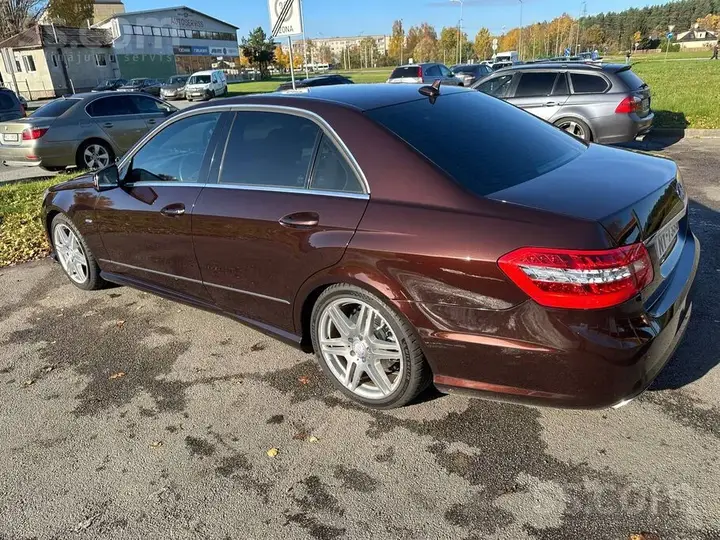 Mercedes-Benz E300 Cdi 2012 photo 4