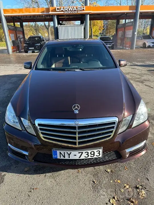 Mercedes-Benz E300 Cdi 2012 photo 2