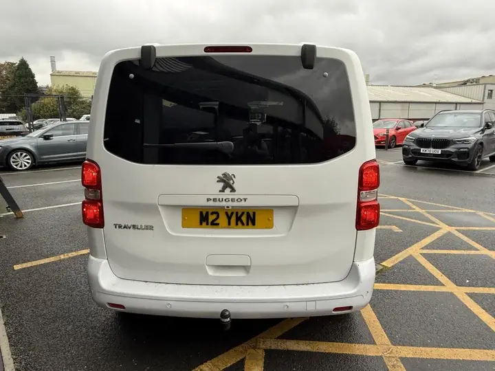 Peugeot Traveller 2018 photo 5