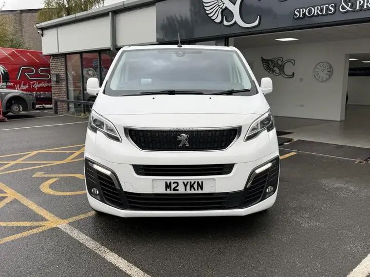 Peugeot Traveller 2018 photo 3