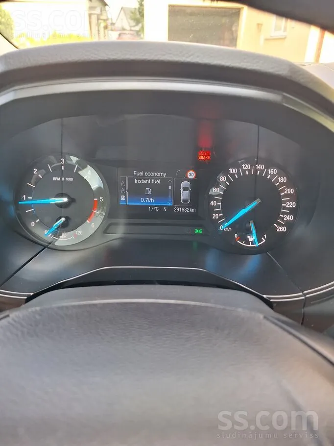 Ford Galaxy 2015 photo 3