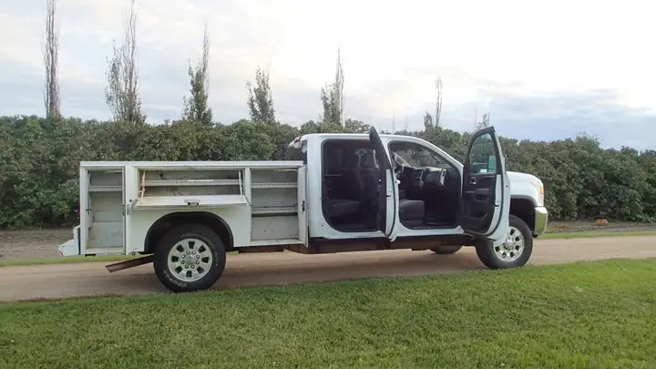 GMC Sierra 3500Hd 2016 photo 2