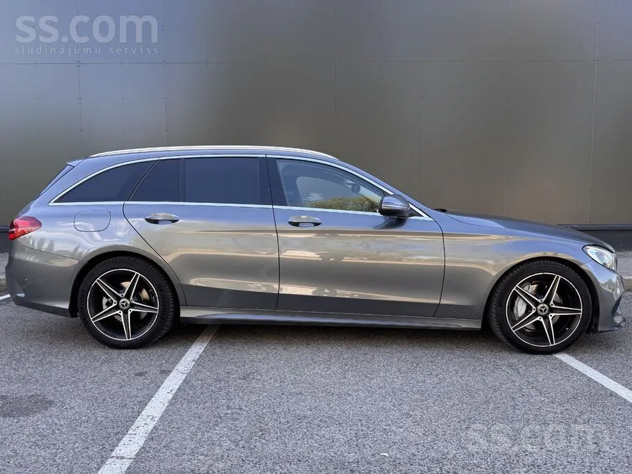 Mercedes-Benz C220 2018 photo 4