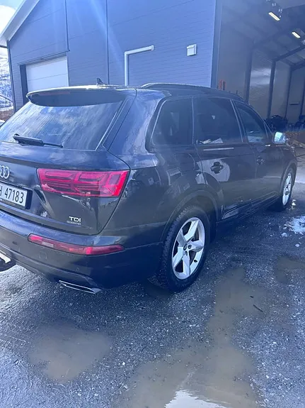 Audi Q7 2016 photo 4